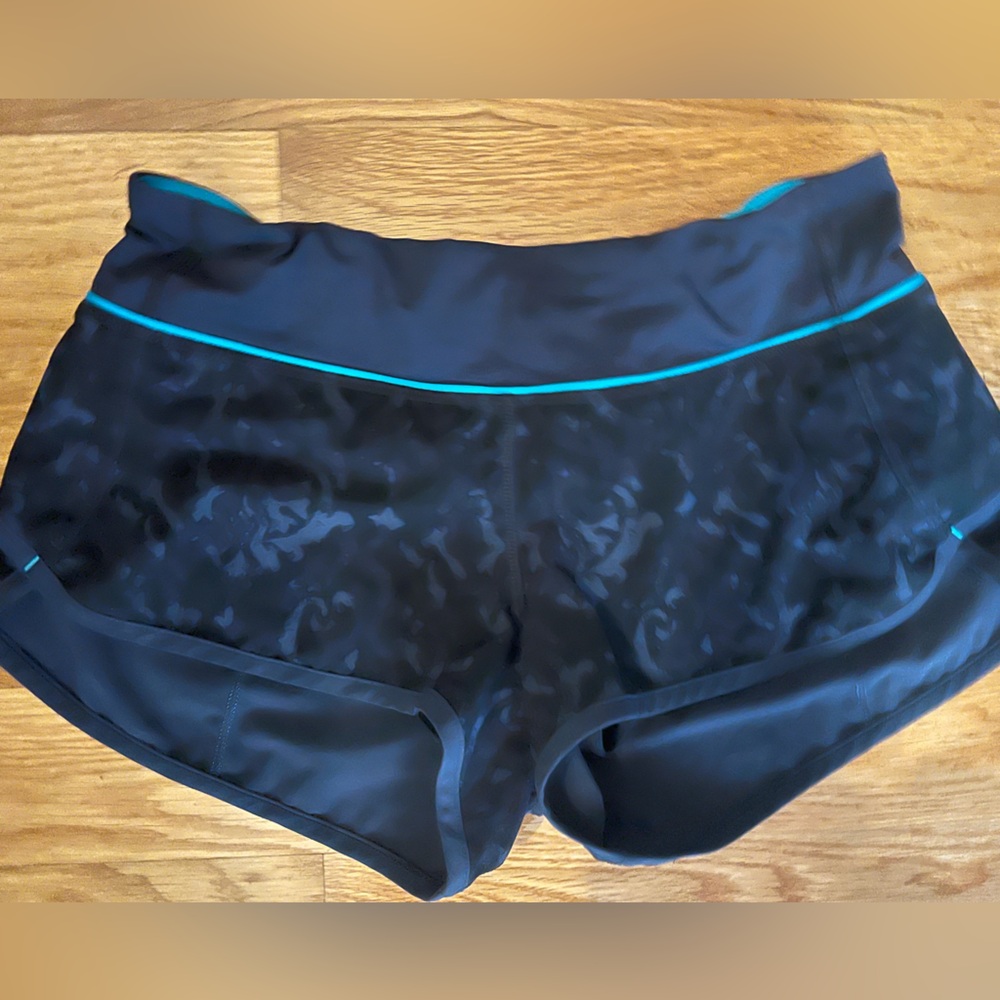 Lululemon speed up shorts 2.5